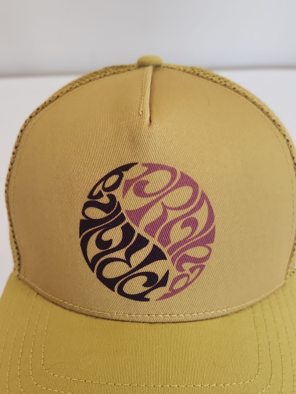 Prana Golden Unisex Trucker Cap Hat. Size OS NWT - Picture 2 of 8